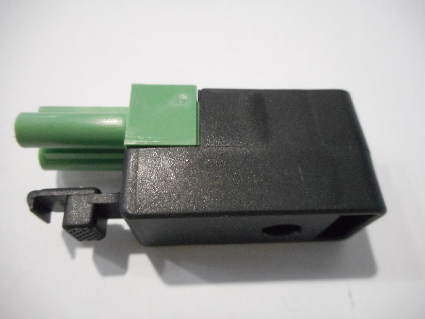 Artikelbild 1 des Artikels „RE STECKER M.ZUGENT.2-POL.GRÜN ALARMAUSG 0281637 “