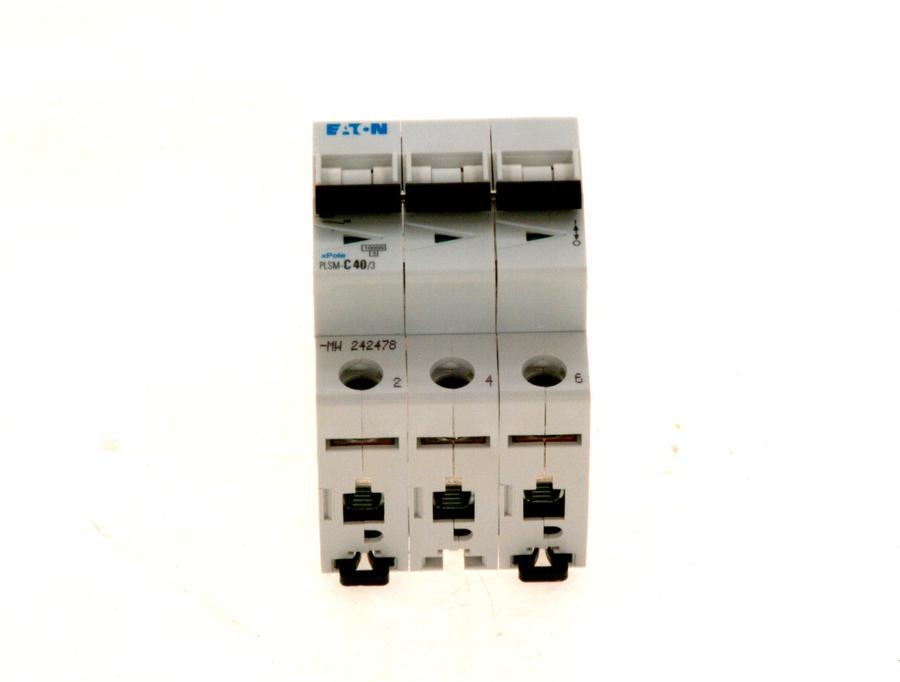 Artikelbild 1 des Artikels „BOSCH Ersatzteil TTNR: 8738206753 Elektrische Sicherung C40/3 “