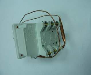 RE THERMOSTAT 97868682