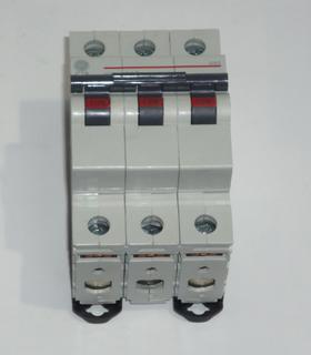 DK Sicherungsautomat 3pol 16A für Monoblock
