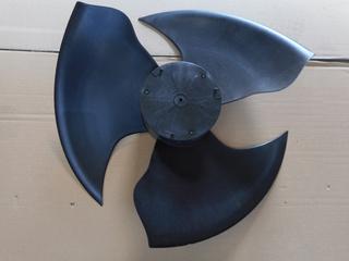 RE Propeller 7655240
