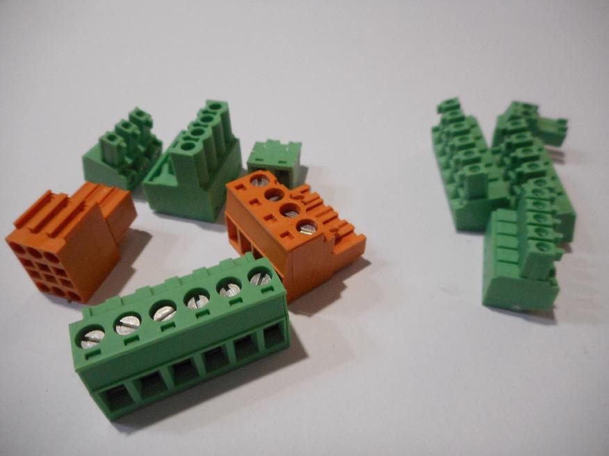 Artikelbild 1 des Artikels „RE Stecker für AD276 7616571 “