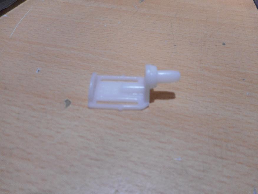 Artikelbild 1 des Artikels „RE BEFESTIGUNG LUFTKLAPPE 7693454 “