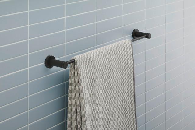 Artikelbild 3 des Artikels „Duravit Badetuchhalter D-Code 64,8x4,8x8cm, schwarz matt, wandhängend 64,8 x 4,8 x 8 cm | schwarz matt“