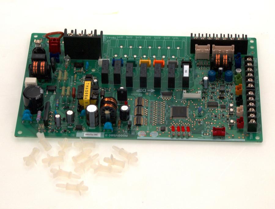 Artikelbild 1 des Artikels „BOSCH Ersatzteil TTNR: 8718580239 Leiterplatte PAC-IF011B “