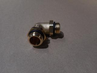 RE ANSCHLUSSWINKEL 1/2 300010052
