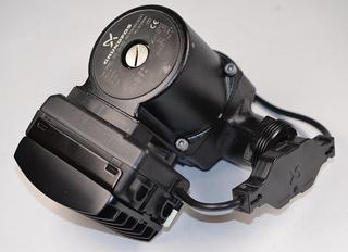 RK Umwälzpumpe Grundfos UPMXL Wärmequelle WSP 140/180