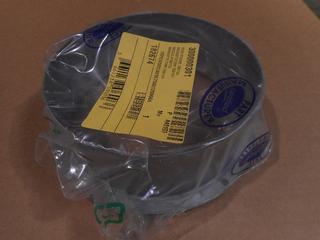 RE ABGASSTUTZEN 150/153 300000301