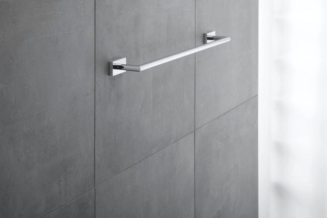 Artikelbild 4 des Artikels „Duravit Badetuchhalter Karree 66,8x7cm, chrom 66,8 x 7 cm“