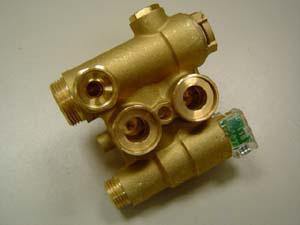 RE HYDROBLOCK RECHTS C24/28 S62774