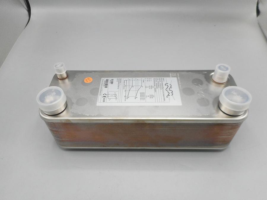 Artikelbild 1 des Artikels „RE S Plattenwärmetauscher 4-10 7813971 “