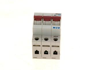BOSCH Ersatzteil TTNR: 8738206754 Elektrische Sicherung C32/3