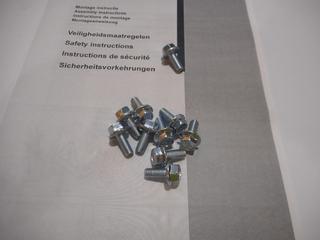 RE Schraube M5x12 (10x) S100537