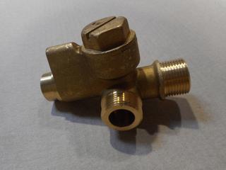 RE ANSCHLUSSSTÜCK PUMPE 7680831