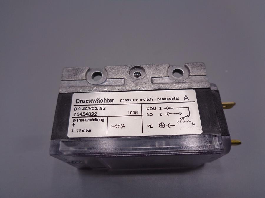 Artikelbild 1 des Artikels „RE GASDRUCKWÄCHTER DG40/VC 300003850 “