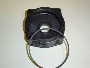 RE Zwischenstück Pumpe 86665541