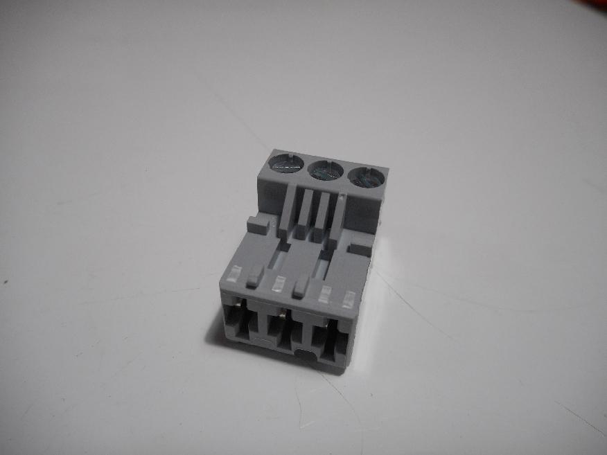 Artikelbild 1 des Artikels „RE STECKER 3 POLIG ZUSATZPUMPE 300009077 “