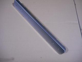 RE UNTERE SEITLICHE QUERLEISTE 4GL 200004560