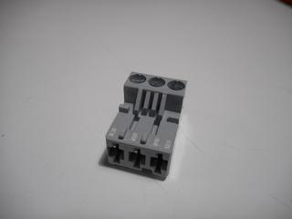 RE STECKER 3 POLIG ZUSATZPUMPE 300009077