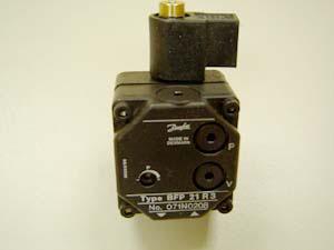 RE ÖLPUMPE BFP21R5 97948225