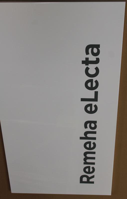 Artikelbild 1 des Artikels „RE Gehäuseblech vorne eLecta 300 7764129 “