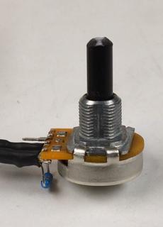 RK Drehpotentiometer 6mm stehend linear 220 kOhm