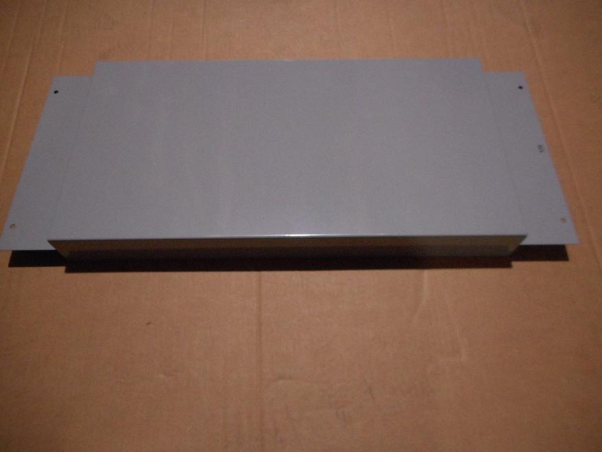 Artikelbild 1 des Artikels „RE VORDERE ABDECKPLATTE GRAU 655 X 265 300009144 “